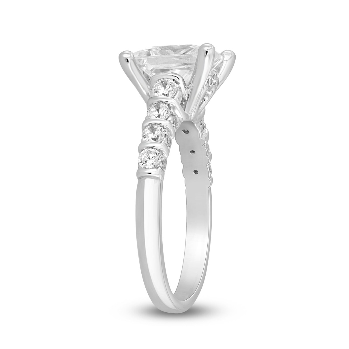 LADIES RING 2 1/2CT ROUND/PRINCESS DIAMOND 14K WHITE GOLD (CENTER STONE PRINCESS DIAMOND 2CT )