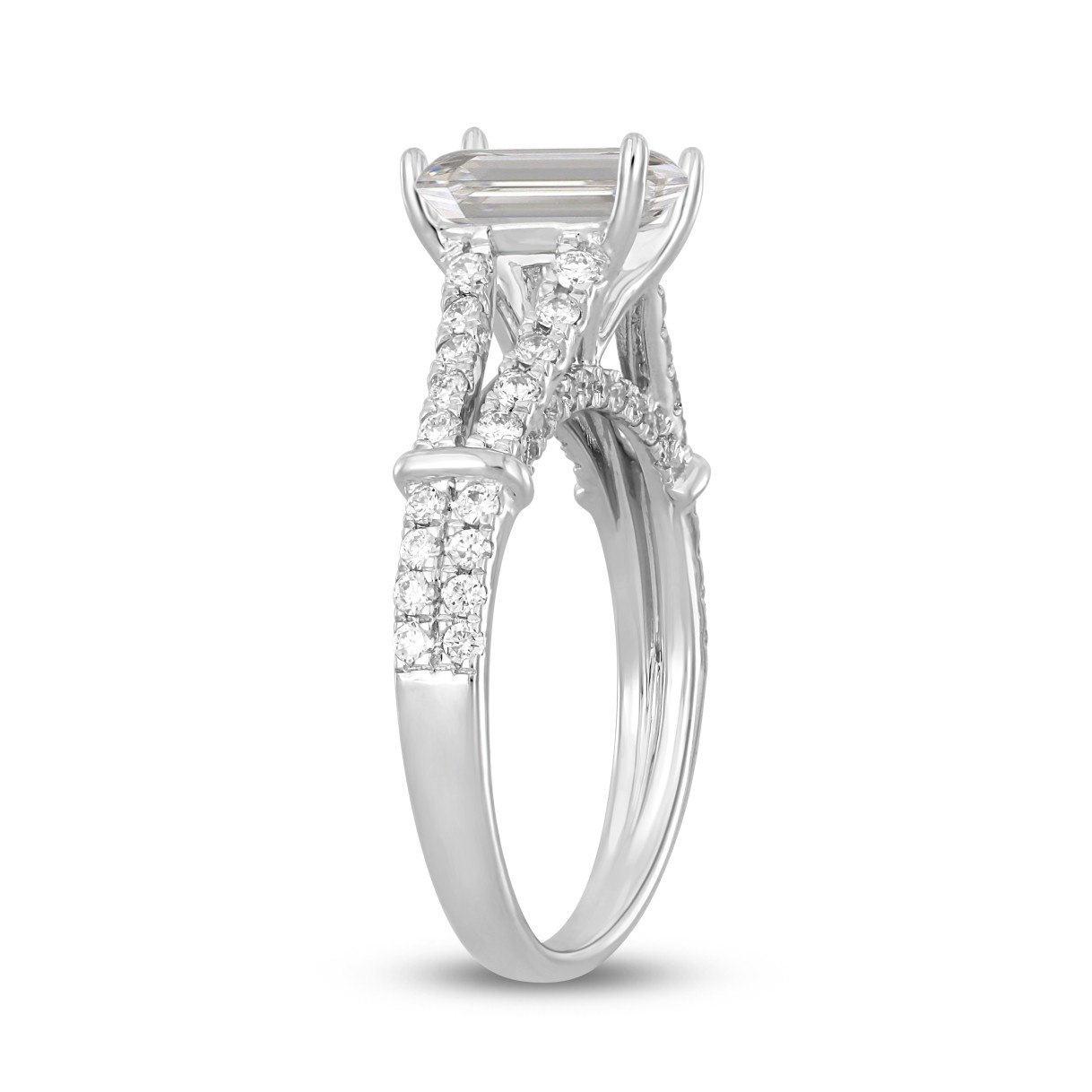LADIES RING 2CT ROUND/EMERALD DIAMOND 14K WHITE GOLD (CENTER STONE EMERALD DIAMOND 1 1/2CT )