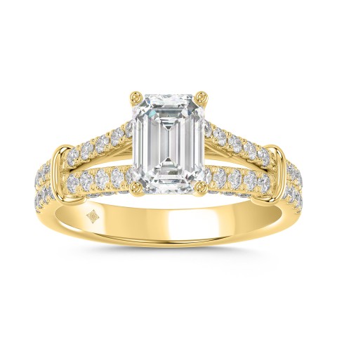 LADIES RING 2CT ROUND/EMERALD DIAMOND 14K YELLOW GOLD (CENTER STONE EMERALD DIAMOND 1/2CT )