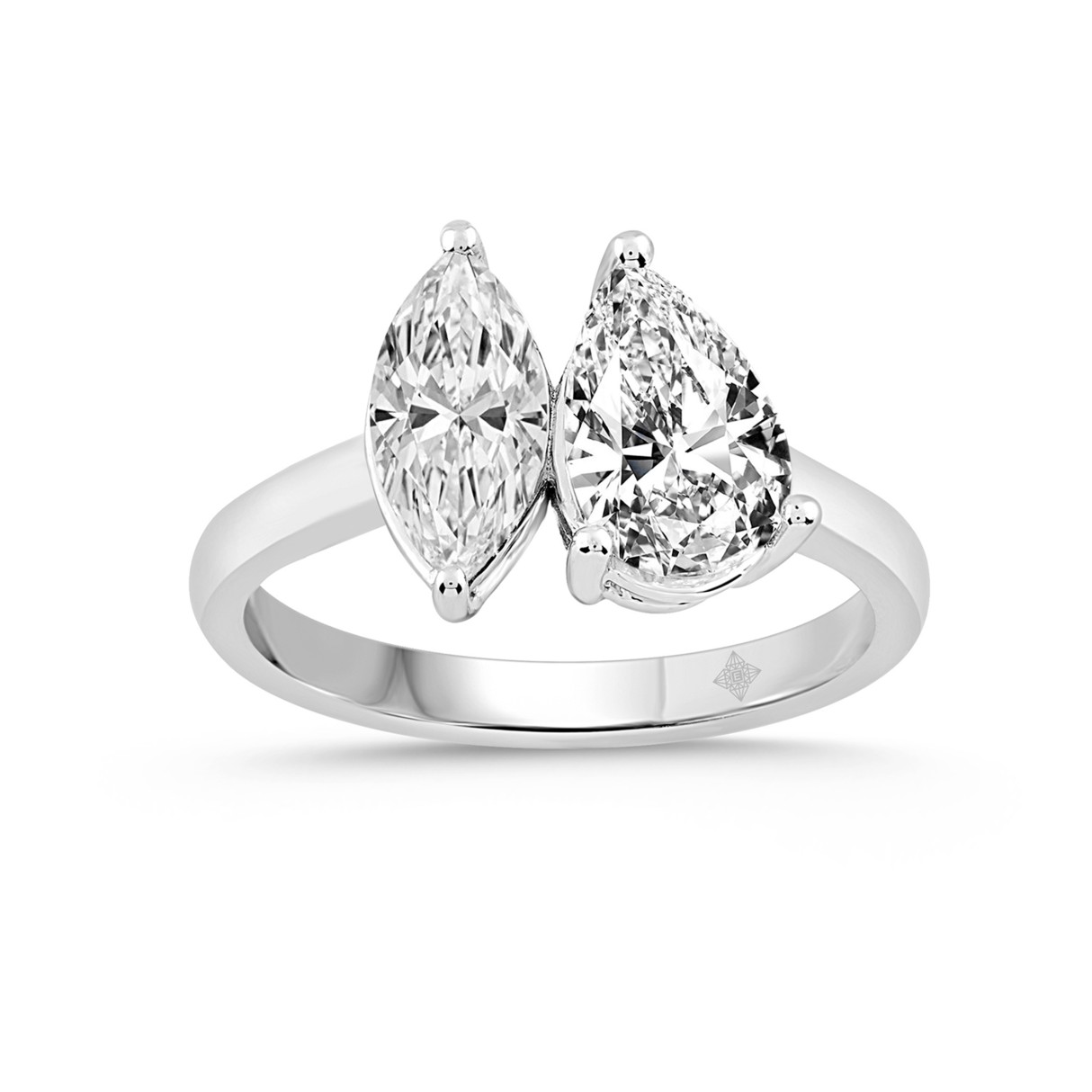 LADIES RING 2 1/2CT PEAR/MARQUISE DIAMOND 14K WHIT...