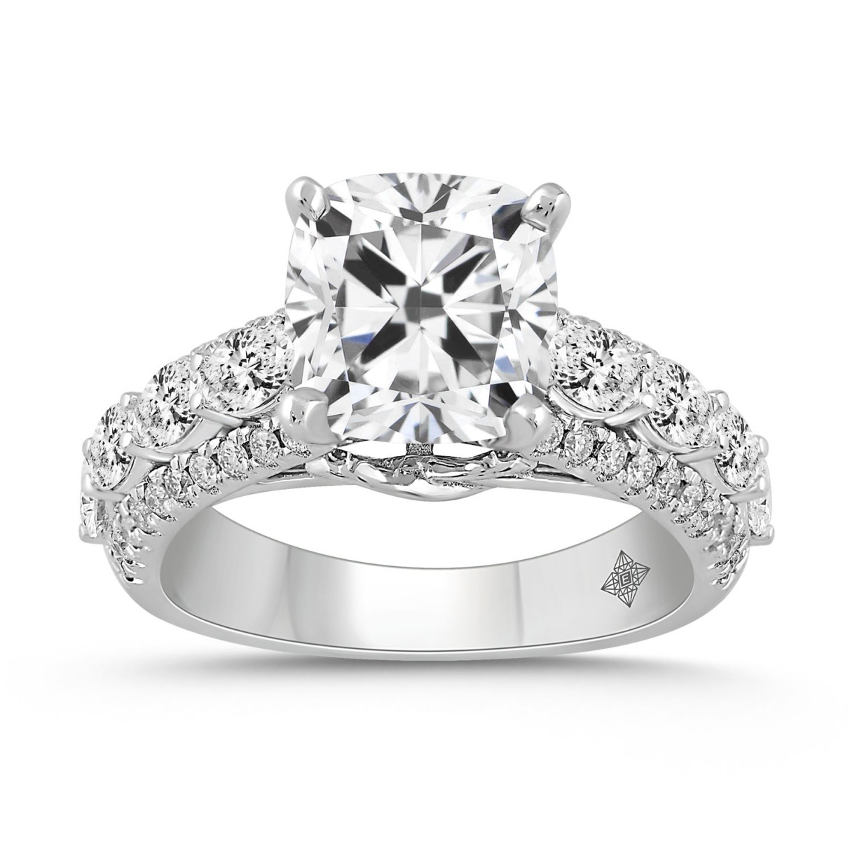 LADIES RING 5 1/4CT ROUND/CUSHION DIAMOND 14K WHITE GOLD (CENTER STONE CUSHION DIAMOND 4CT )