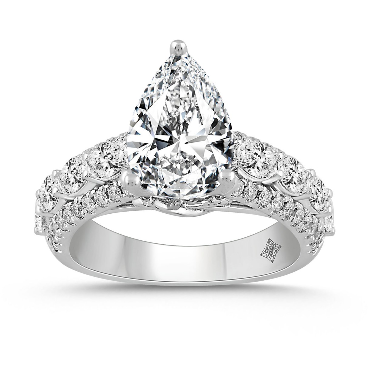 LADIES RING 4 1/4CT ROUND/PEAR/OVAL DIAMOND 14K WHITE GOLD (CENTER STONE PEAR DIAMOND 3CT )