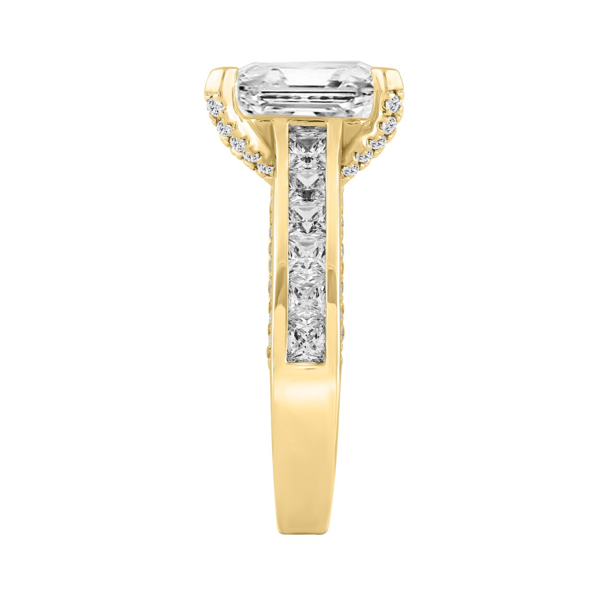 LADIES RING 4 5/8CT ROUND/PRINCESS/EMERALD DIAMOND 14K YELLOW GOLD (CENTER STONE EMERALD DIAMOND 3CT )