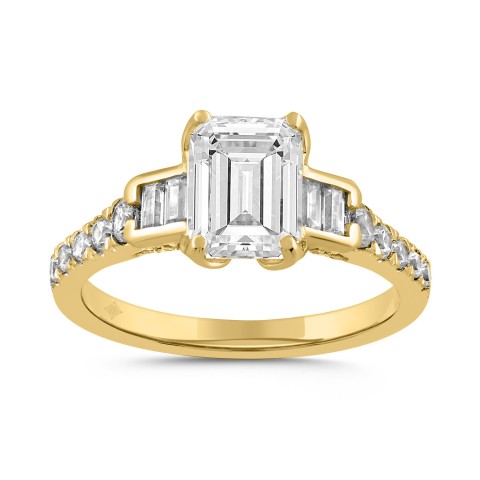 LADIES RING 3CT ROUND/BAGUETTE/EMERALD DIAMOND 14K YELLOW GOLD (CENTER STONE EMERALD DIAMOND 2CT ) LADIES RING 3CT ROUND/BAGUETTE/EMERALD DIAMOND 14K YELLOW GOLD (CENTER STONE EMERALD DIAMOND 2CT )