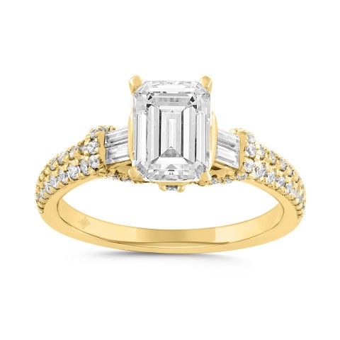 LADIES RING 2 1/2CT ROUND/BAGUETTE/EMERALD DIAMOND 14K YELLOW GOLD (CENTER STONE EMERALD DIAMOND 2CT )