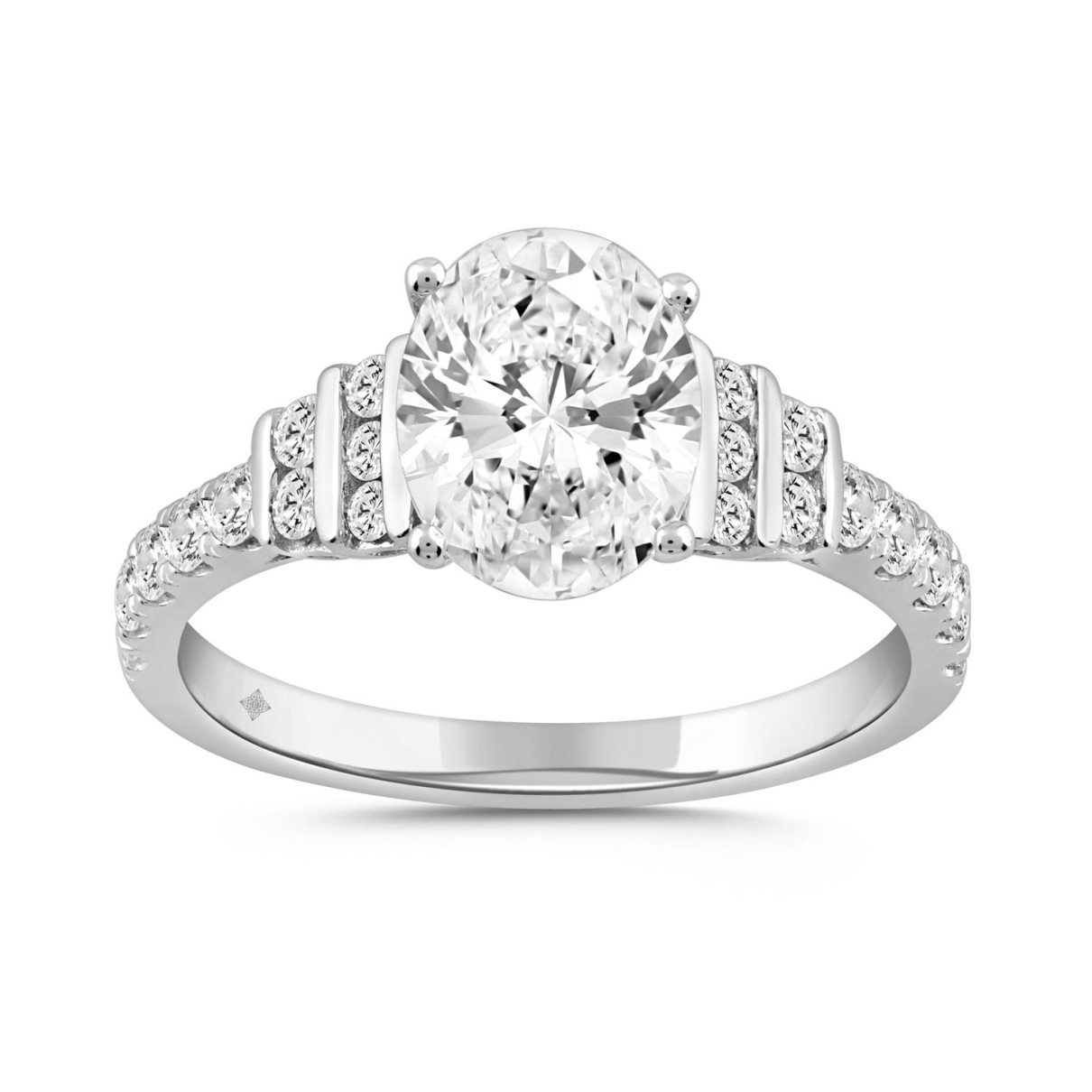 LADIES RING 2.50CT ROUND/OVAL DIAMOND 14K WHITE GOLD (CENTER STONE OVAL DIAMOND 2.00CT)