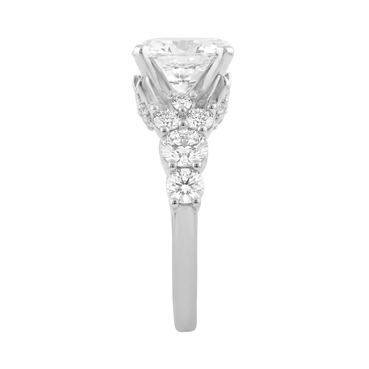 14K WHITE GOLD 4 1/2CT ROUND/OVAL DIAMOND LADIES RING (CENTER STONE OVAL DIAMOND 3CT)