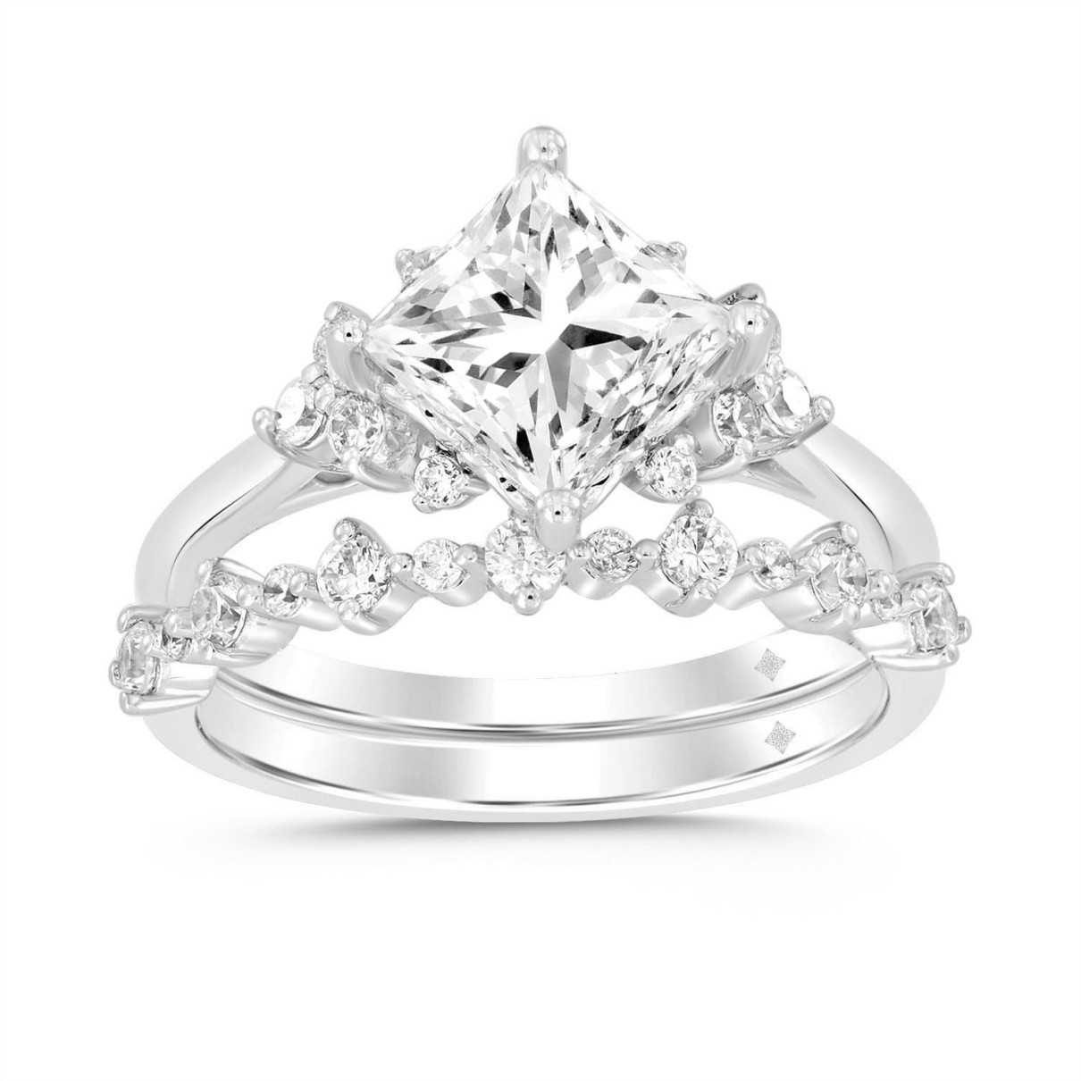 LADIES BRIDAL SET 1 1/2CT ROUND DIAMOND 18K WHITE GOLD (CENTER STONE PRINCESS DIAMOND 1.00CT)