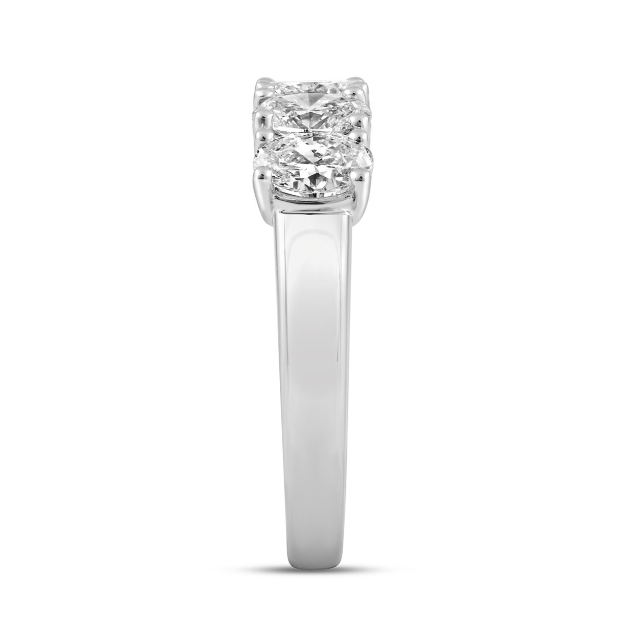 LADIES BAND 1 1/2CT OVAL DIAMOND 14K WHITE GOLD 