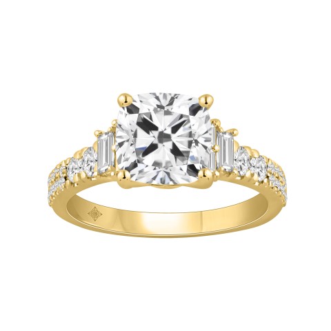 14K YELLOW GOLD 2 1/2CT ROUND/CUSHION/BAGUETTE DIAMOND LADIES RING (CENTER STONE CUSHION DIAMOND 2CT) 14K YELLOW GOLD 2 1/2CT ROUND/CUSHION/BAGUETTE DIAMOND LADIES RING (CENTER STONE CUSHION DIAMOND 2CT)
