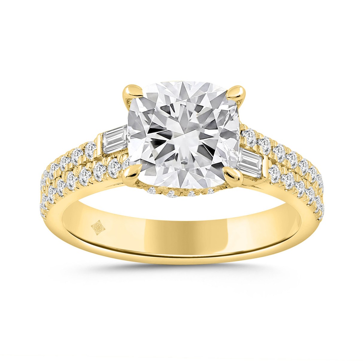 14K YELLOW GOLD 2 1/2CT ROUND/CUSHION/BAGUETTE DIAMOND LADIES RING (CENTER STONE CUSHION DIAMOND 2CT)