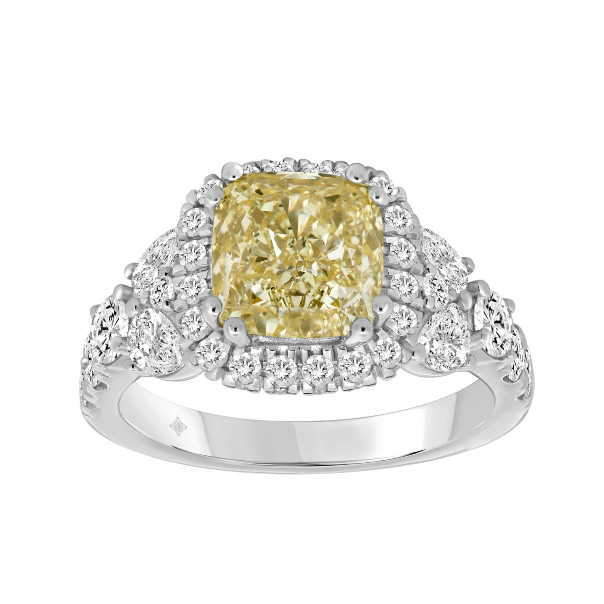 14K WHITE GOLD 4 3/4CT ROUND/PEAR/YELLOW CUSHION DIAMOND LADIES RING (CENTER STONE YELLOW CUSHION DIAMOND 3.00CT)