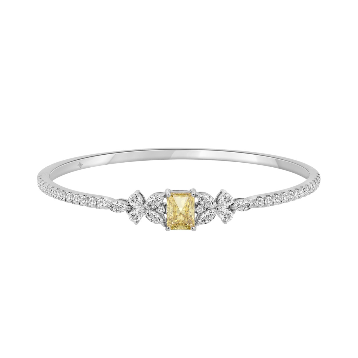 14K WHITE GOLD 3 1/4CT ROUND/PEAR/MARQUISE/YELLOW RADIANT DIAMOND LADIES BANGLE (CENTER STONE RADIANT DIAMOND 1 1/2CT)