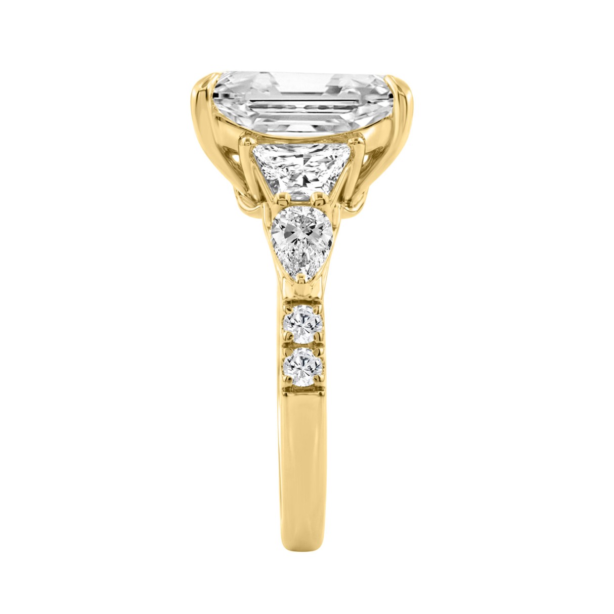 14K YELLOW GOLD 6 1/4CT ROUND/RADIANT/PEAR/TRAPEZOID DIAMOND LADIES RING (CENTER STONE RADIANT DIAMOND 5CT)
