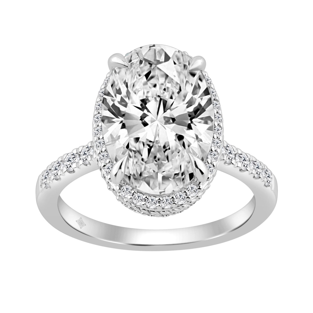 14K WHITE GOLD 5 1/2CT ROUND/OVAL DIAMOND LADIES RING (CENTER STONE OVAL DIAMOND 5CT)