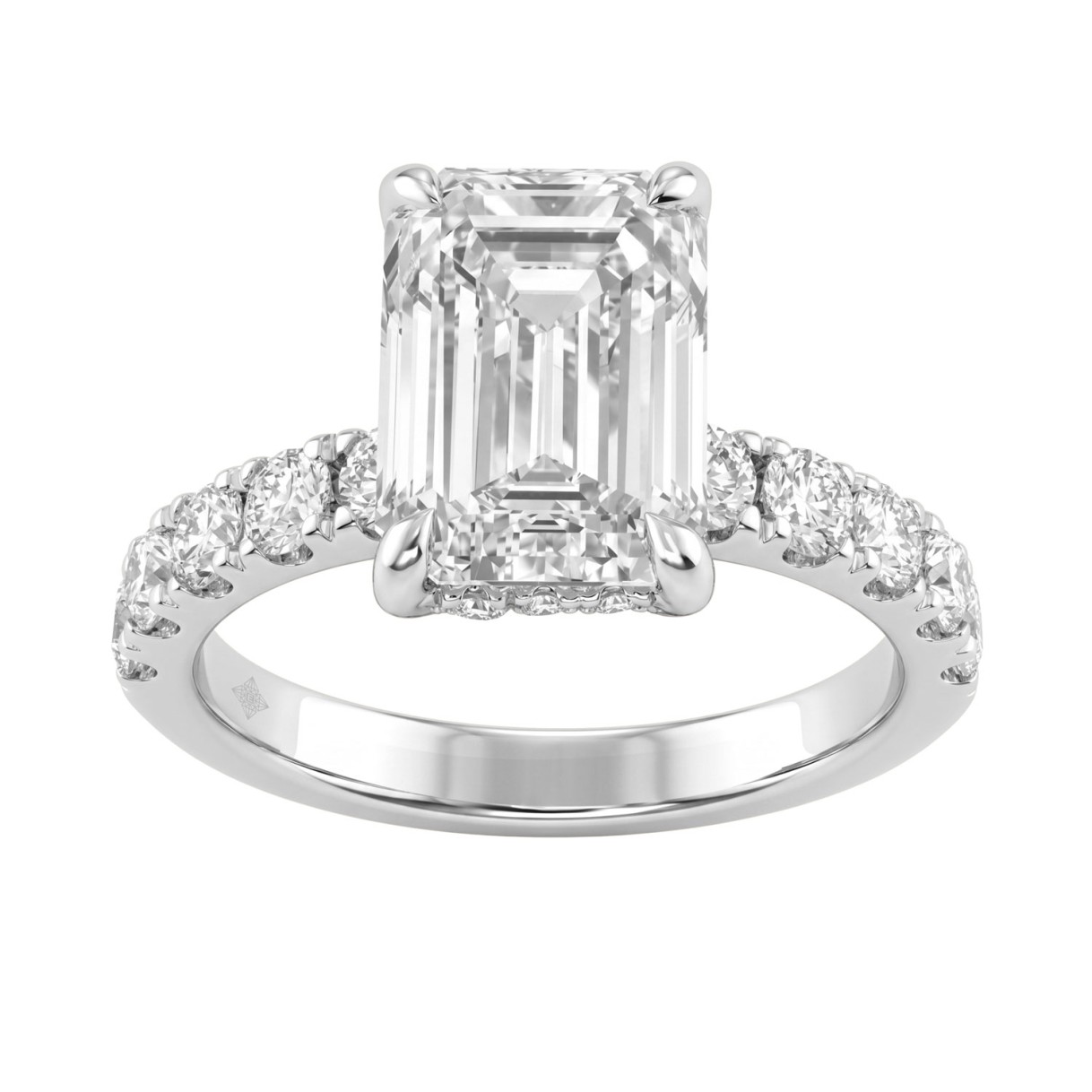 Elegant 14K White Gold Ladies Ring Featuring 5.00Ct Round And Emerald Cut Diamonds Crafted For Timeless Brilliance And Luxury.4.00Ct Emerald Center Stone (Color F-G -Clarity Vs1/Vs2)