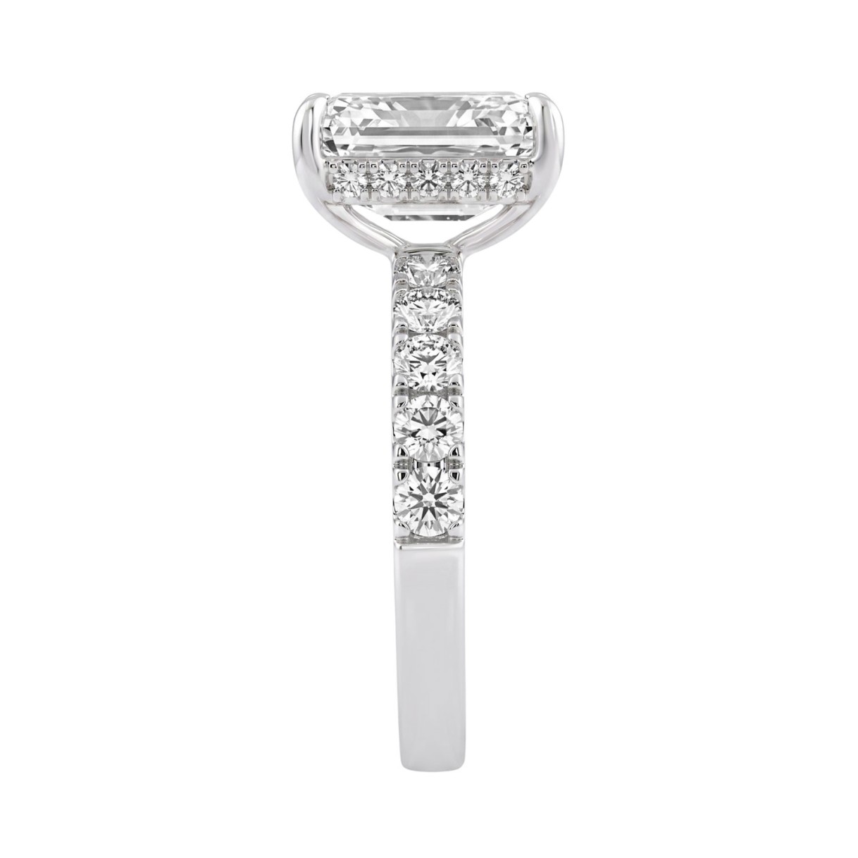 Elegant 14K White Gold Ladies Ring Featuring 5.00Ct Round And Emerald Cut Diamonds Crafted For Timeless Brilliance And Luxury.4.00Ct Emerald Center Stone (Color F-G -Clarity Vs1/Vs2)