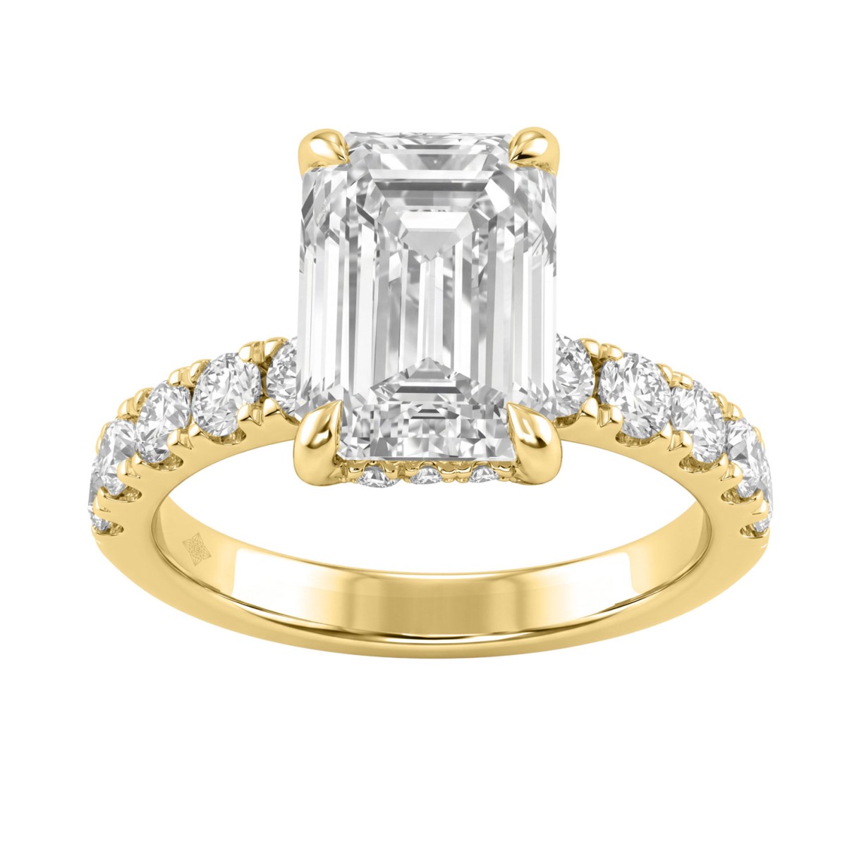 Elegant 14K Yellow Gold Ladies Ring Featuring 5.00Ct Round And Emerald Cut Diamonds Crafted For Timeless Brilliance And Luxury.4.00Ct Emerald Center Stone (Color F-G -Clarity Vs1/Vs2)