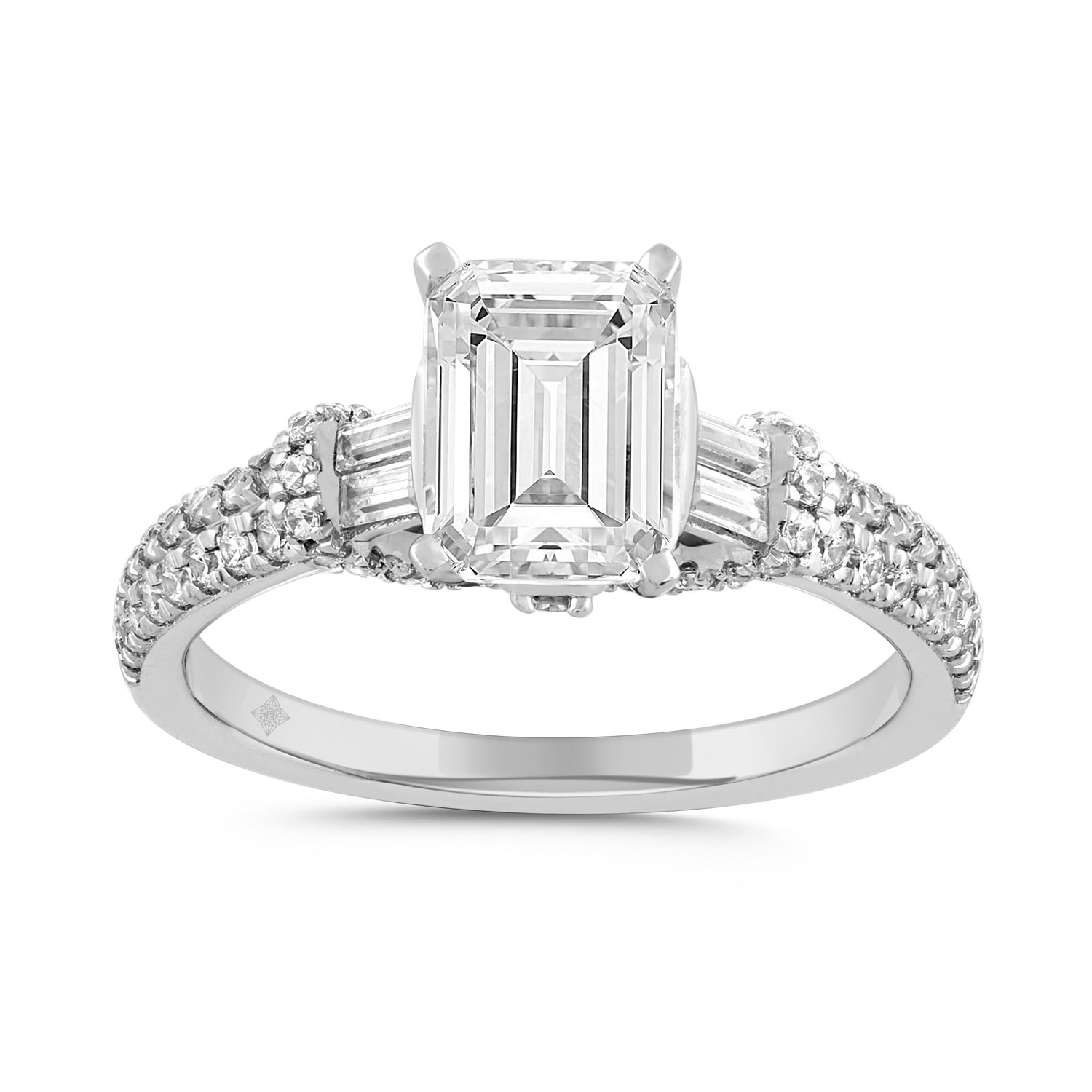 LADIES RING 2 1/2CT ROUND/BAGUETTE/EMERALD DIAMOND...
